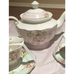 NW GRACE TEAWARE SHABBY CHIC STYLE PINK ROSES TEAPOT
